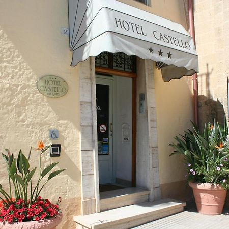 Hotel Castello Мезанье Экстерьер фото