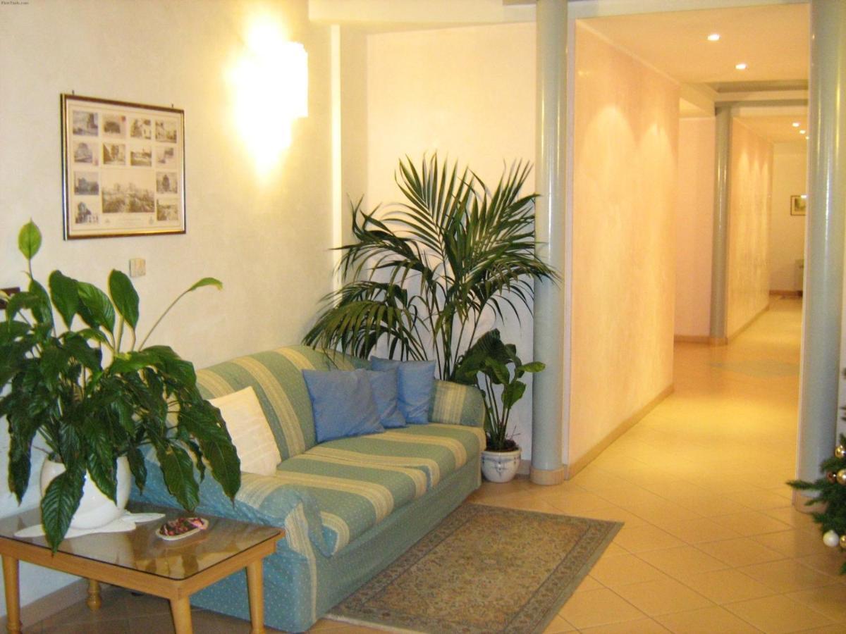 Hotel Castello Мезанье Интерьер фото
